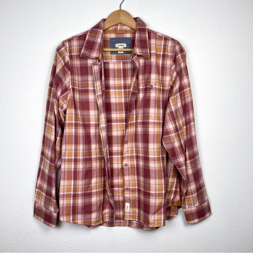L.L Bean Women's Scotch Plaid Flannel Shirt, Relaxed fit Sz M pink and orange